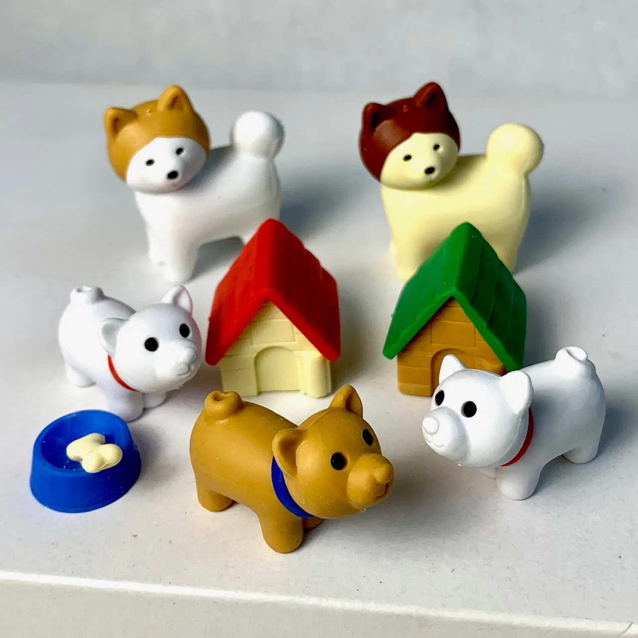 380281 IWAKO AKITA & DOG ERASERS-30