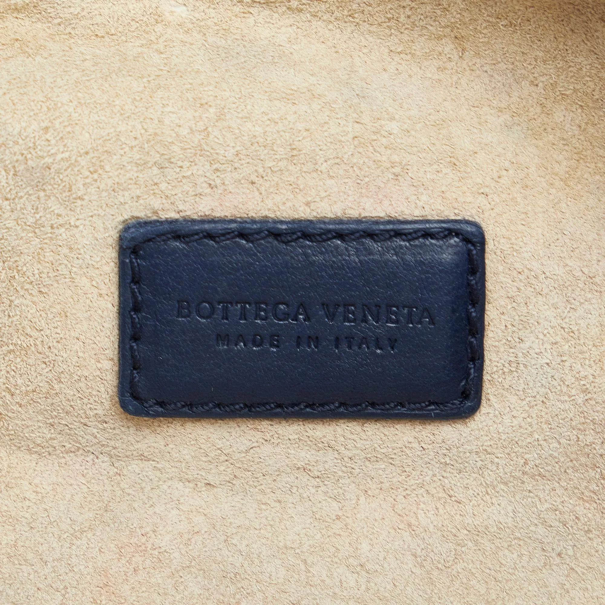 Bottega Veneta Leather Handbag (SHG-tVnYwx)