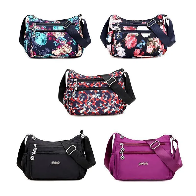 Large shoulder bag with floral pattern