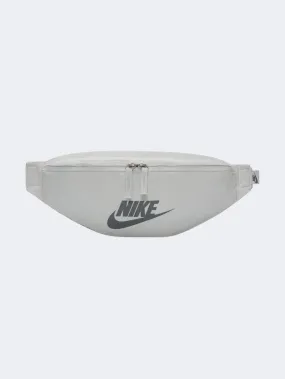 Nike Heritage Unisex Lifestyle Bag Dust/Grey