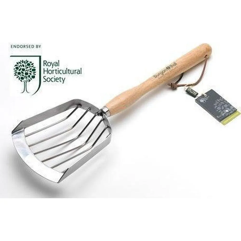 Potato Harvesting Scoop by Burgon & Ball