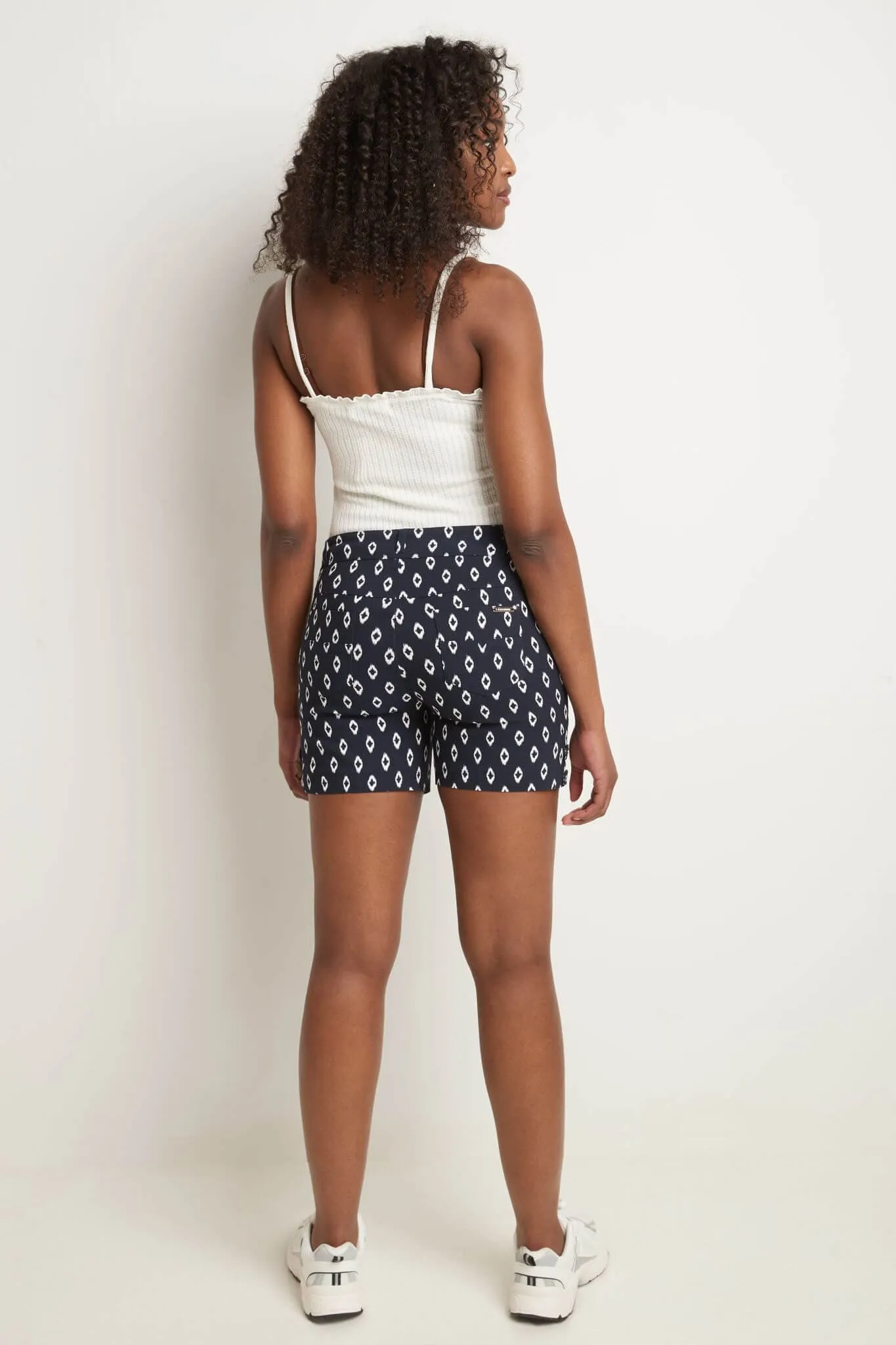 Pull-on 5” Classic Shorts with Real Pockets