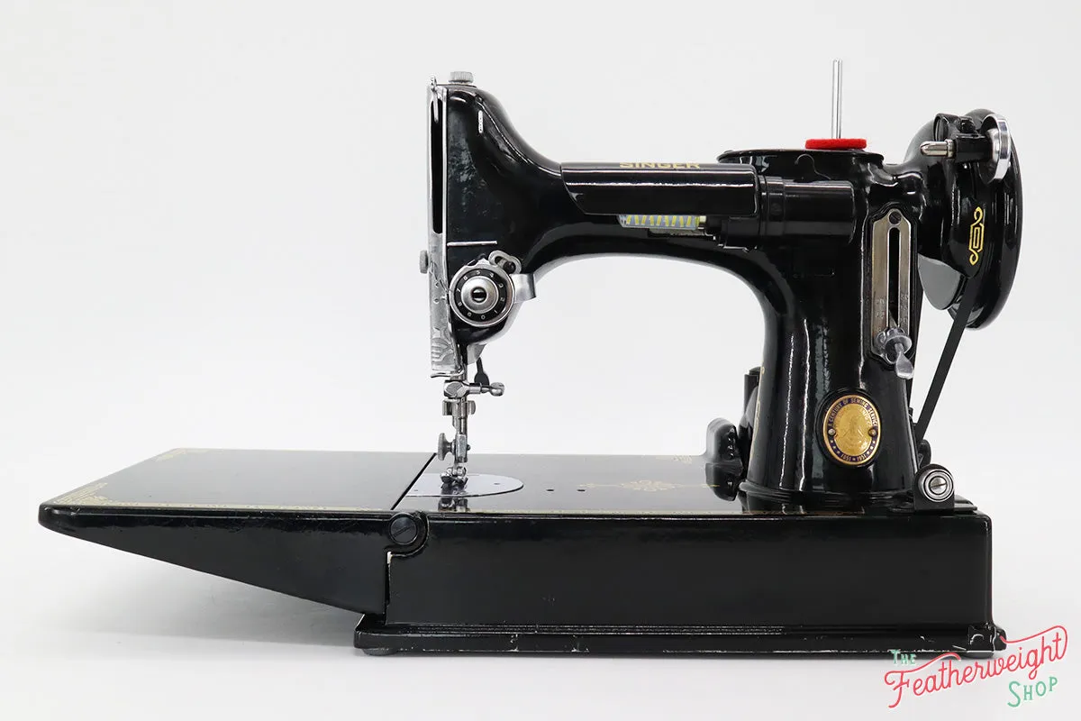 Singer Featherweight 221K Sewing Machine, Centennial! EG309***