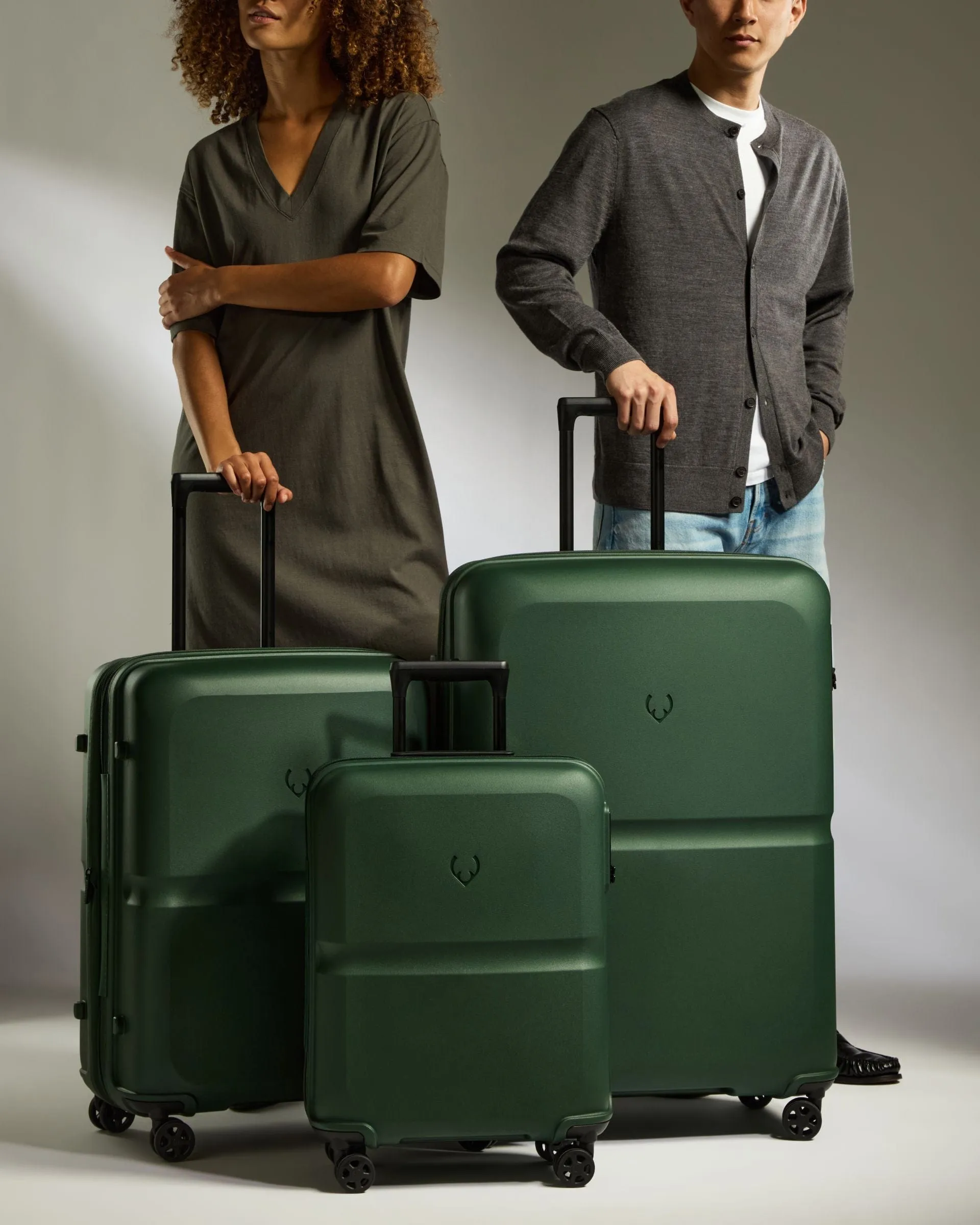 Suitcase Set in Antler Green - Single Stripe