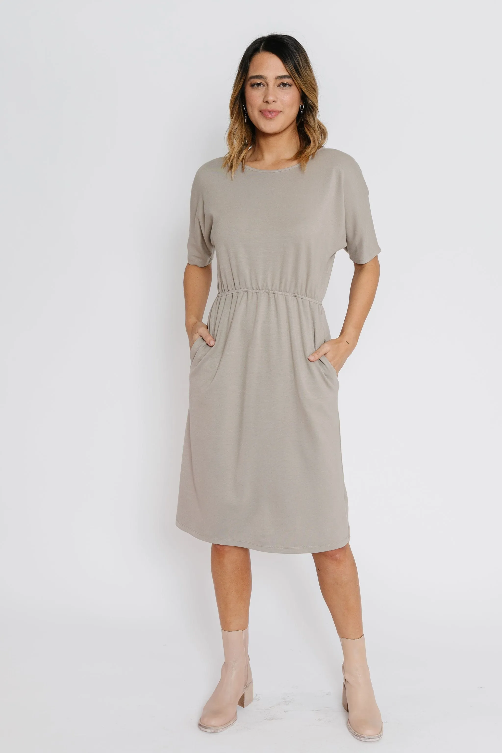 Susan Dress in Khaki