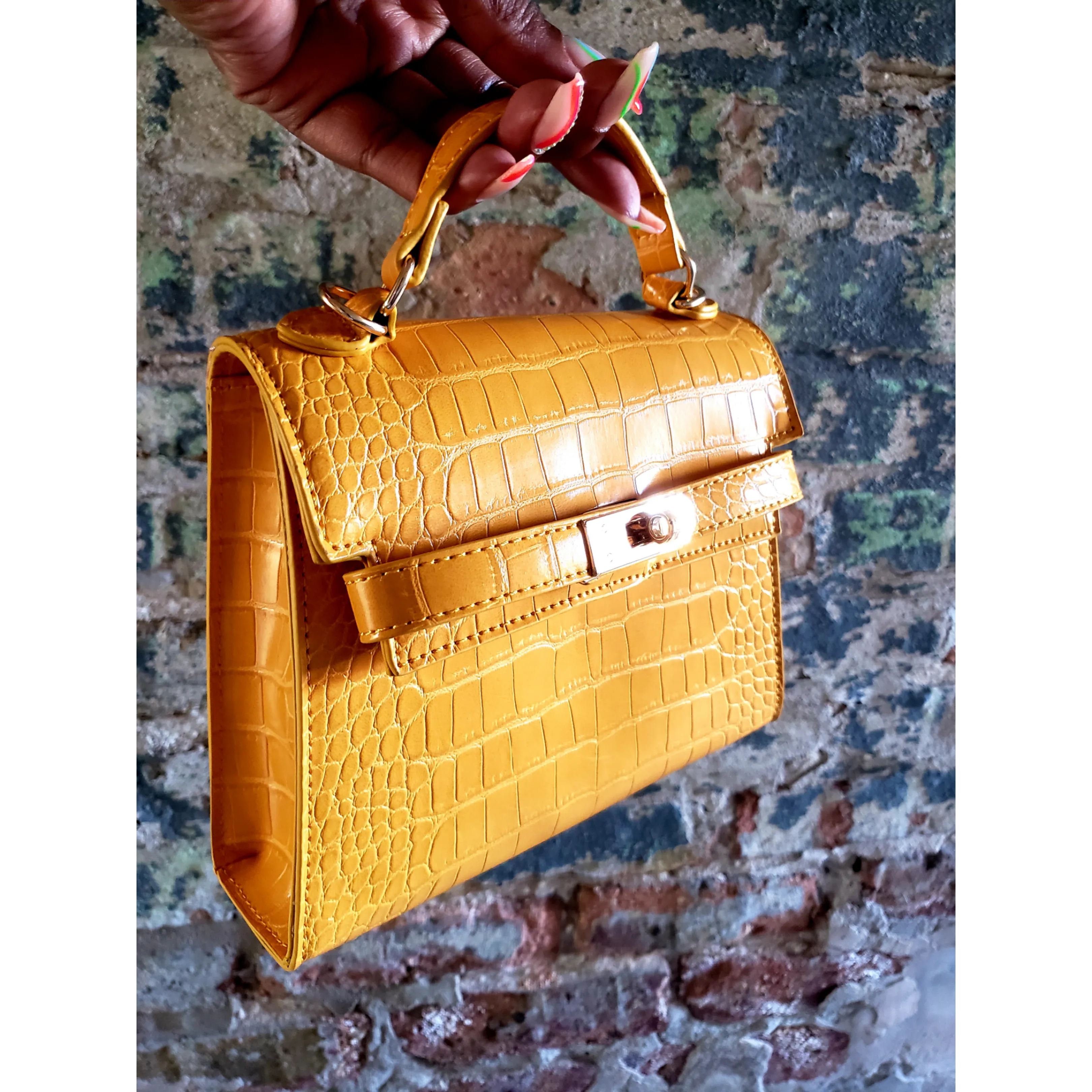 Urbanly Kelly Bag