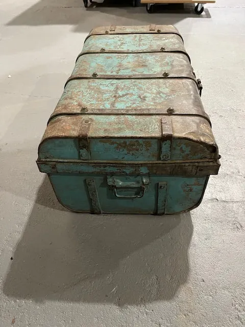 Vintage Metal  Suitcase  #6052