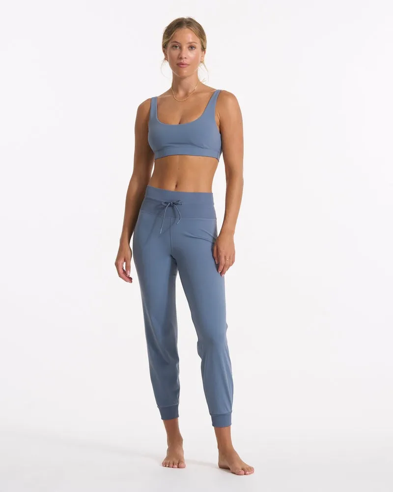 Vuori Daily Jogger